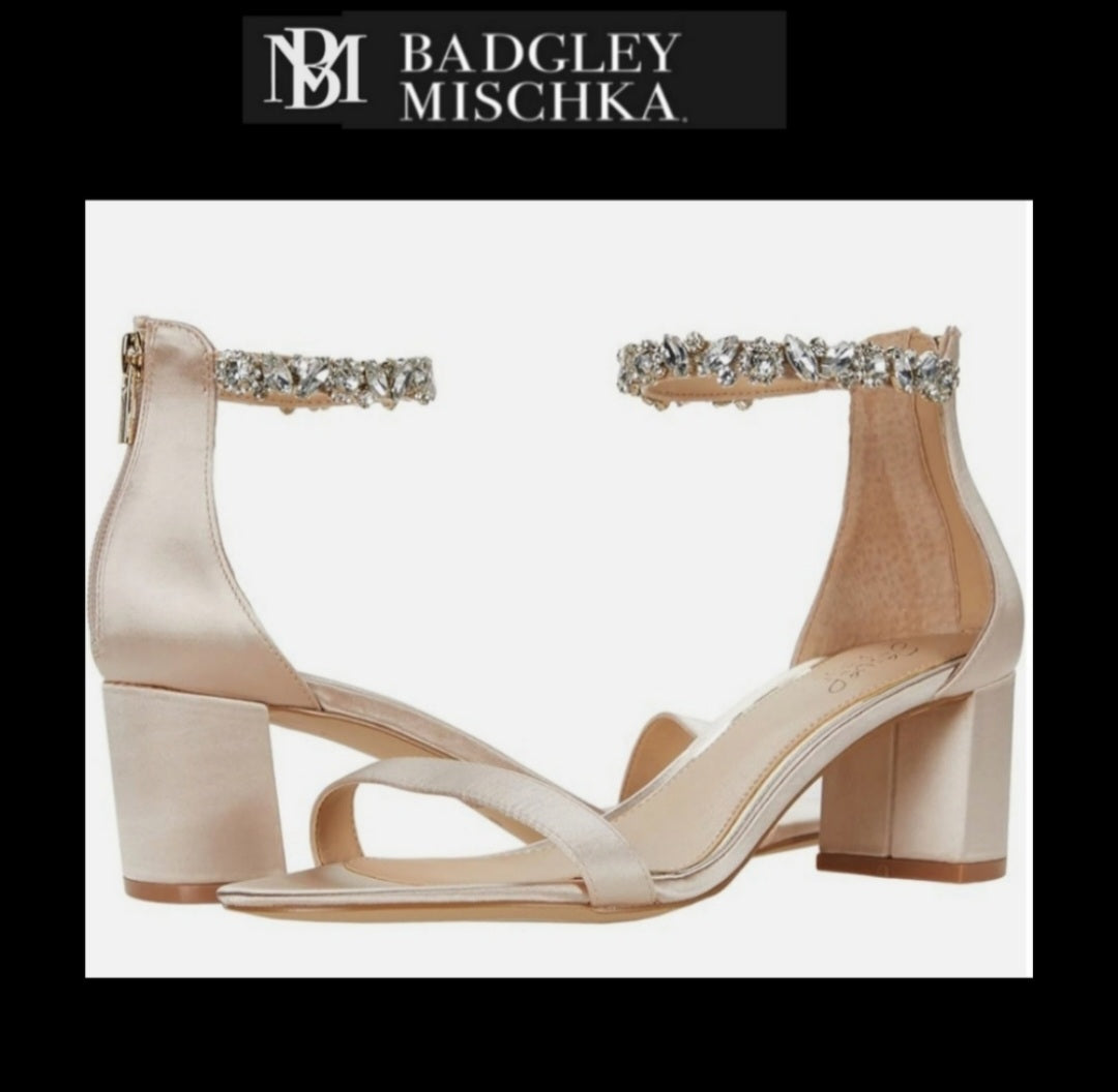 Badgley Mischka Catalina Open Toe Block Heel. Sz 9