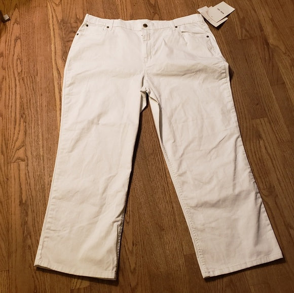 Bend over white jeans. Size 20p