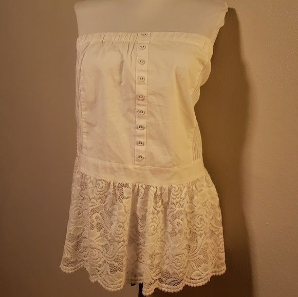 Ashley Stewart white peasant lace halter. Size 26