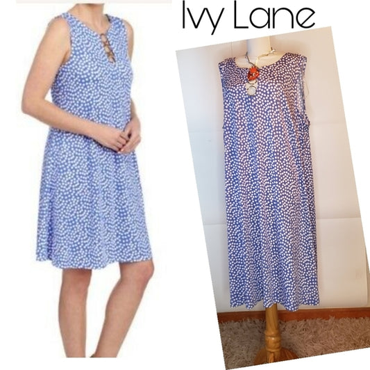 Ivy Lane - Blue White print dress.  Sz 3x