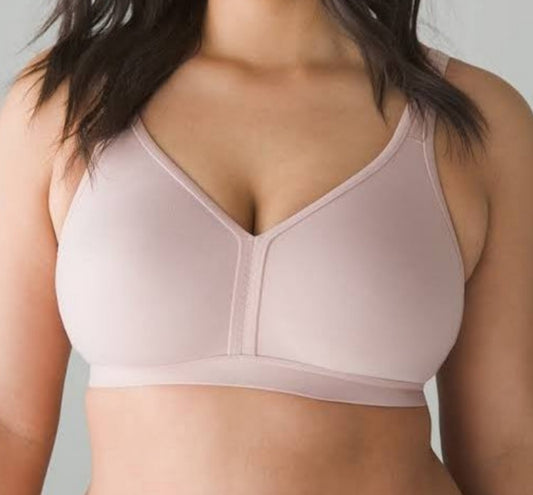 SOMA EMBRACEABLEFull Coverage Wireless Unlined Bra.  Sz G.    Tan