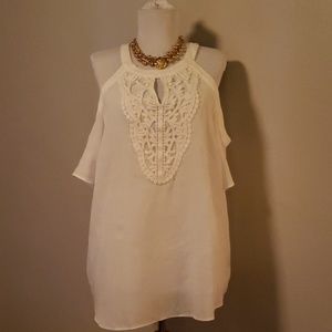 IZ Byer blouse. Size XL. Fits sizes 14/16