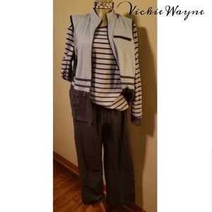 Vickie Wayne 3pc Jogger/walking set. Sz Med