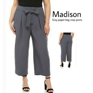 Madison gray paper bag crop pants.  Sz 6