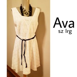 Ava white crochet fit/flare dress.  Sz Lrg