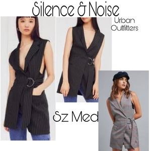 Silence + Noise Brendan Pinstripe Belted Vest

Med