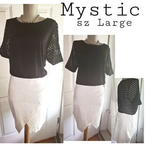 Mystic blk/white net dress.  Sz Lrge