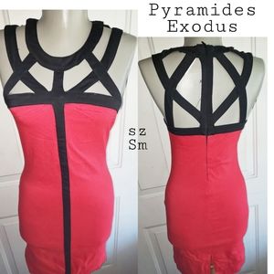 Pyramid exodus strappy bodycon dress. Sz med.