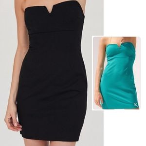 Silence & Noise black strapless notched dress. Lrg