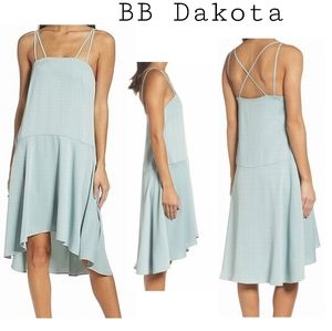 BB Dakota mint hi/low sheath dress.  Sz Sm