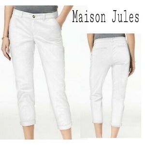 Maison Jules white essential pants. Sz 6