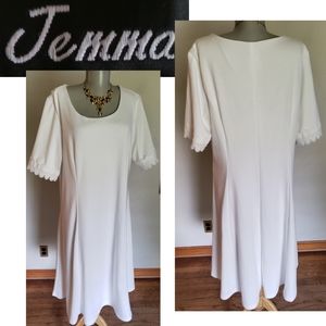 Jemma white Lace trim tunic dress. Sz Lrg