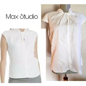 Max Studio cap sleeve knot neckline top. Sx Xl