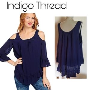 Indigo Thread cold shoulder top. Sz XL.