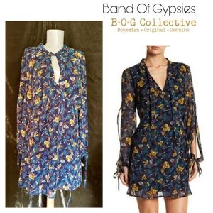 Band of Gypsies blue floral dress.  Sz Lrg
