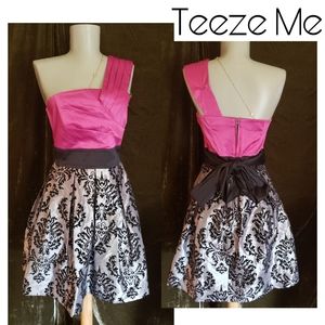 Teese Me one shoulder brocade party dress.  Sz 5