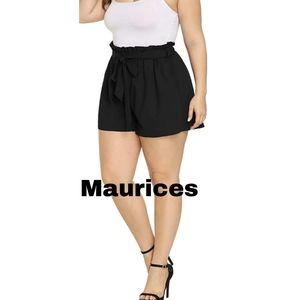 Maurices paperbag shorts. Plus Sz 15/16