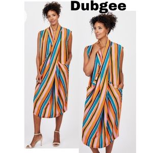 Dubgee by Whoopi G boxy wrap front dress 🥰  Sz Sm