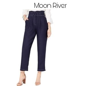 Moon River paperbag crop pants.  Sz XS