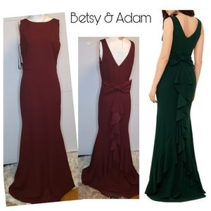 Betsy & Adam

Bow-Back Cascade Gown.
Sz 8