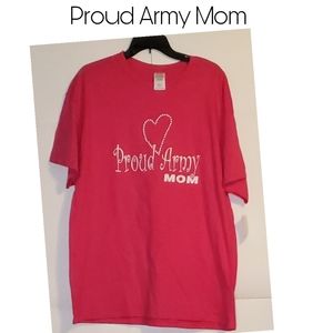 Proud Army Mom pink graphic tee. Sz XL