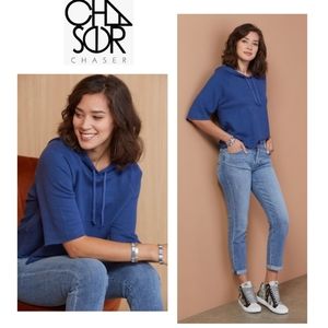 CHASER Short Sleeve Raglan Hoodie. Sz Sm