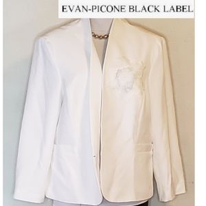 Evan Picone white collarless blazer/seperate.