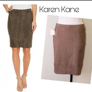 Karen Kane faux suede skirt. Sz Small. Org $82