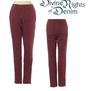 Divine Rights of Denim red ankle pants. Sz 31