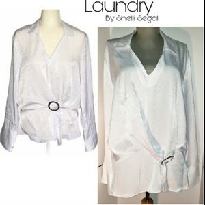 Laundry by Shelli Segal shimmer buckle blouse. Sz XL