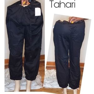 Tahari blk 100% cotton crop casual drawstring pants.  Sz 8