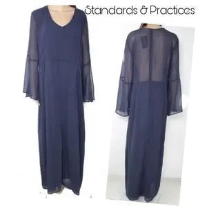 Standards & Practices Women's Dress Blue Size Sz Lrg. Beauty!