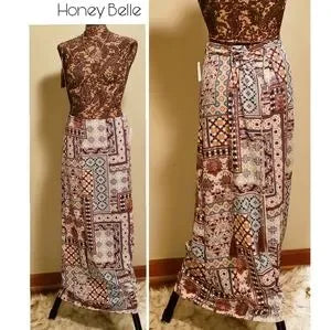 Honey Belle maxi lace up skirt.   Sz Med