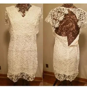 Entro white crochet dress.  Sz Med