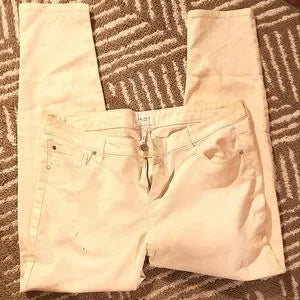 Celebrity Pink Cream jeggings sz 15/32.  Stretchy