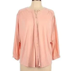 Kaari blush batwing top. Sz XL. Fits sz 16 or 18.  New