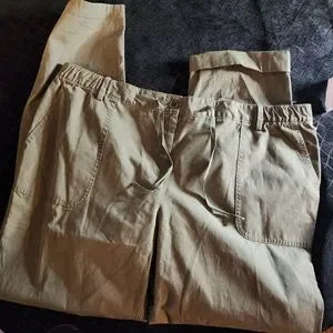 Old Navy khaki green utility pants.  Plus Sz 18