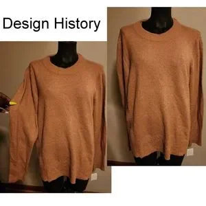 Design History sweater.  Sz Large. New