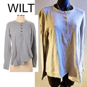 Wilt gray top.  Sz Med