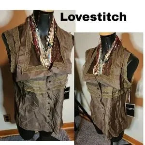 Lovestitch top.  Sz Lrg