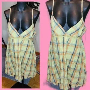 Cute plaid dress. Sz Med.  New