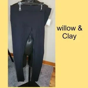 Willow & Clay ponte pants.  Sz XL. Fits 12 or 14.