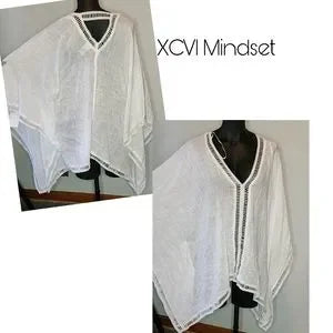 XCVI Mindset kaftan/kimono.  Sz Sm/Med (fits more like a 'one size')