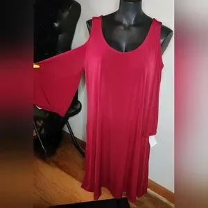 Expresso cold shoulder dress.  Sz Med