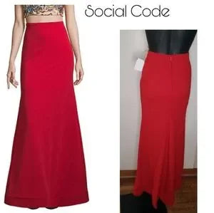 Social Code red max skirt. Sz 1